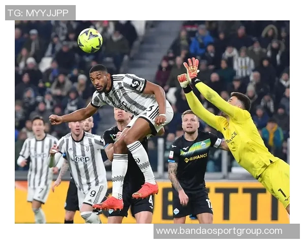 埃因霍温主帅严守纪律德斯特因迟到无缘欧冠首发阵容